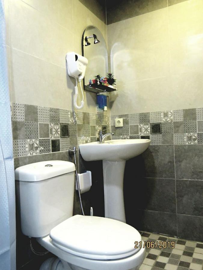 Atlas Hotel ティビリシ エクステリア 写真